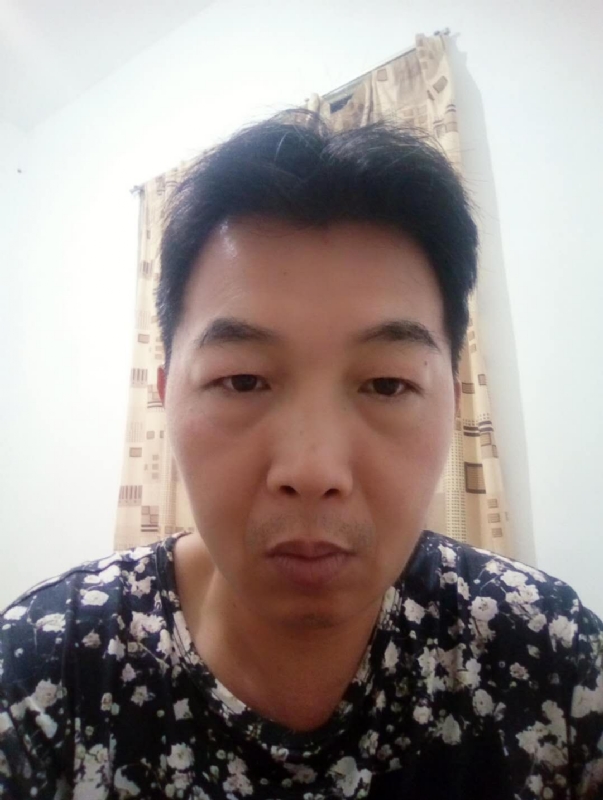 繁华哀伤的第一张照片--闽清相亲网