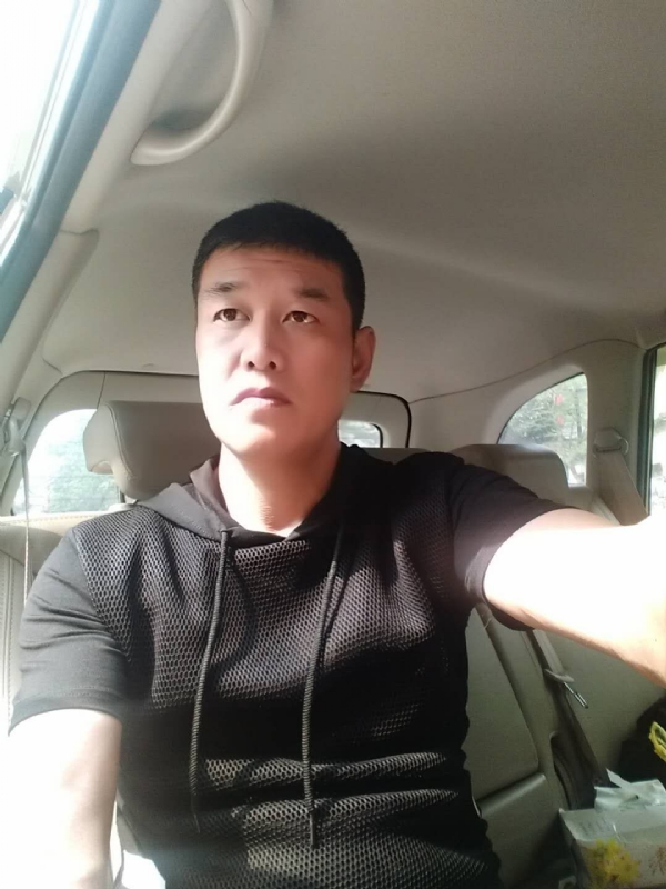 深爱的疯子的第一张照片--闽清相亲网
