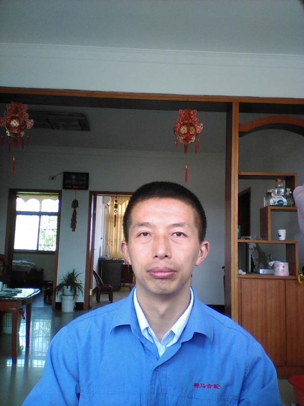 红玫瑰的第一张照片--闽清相亲网