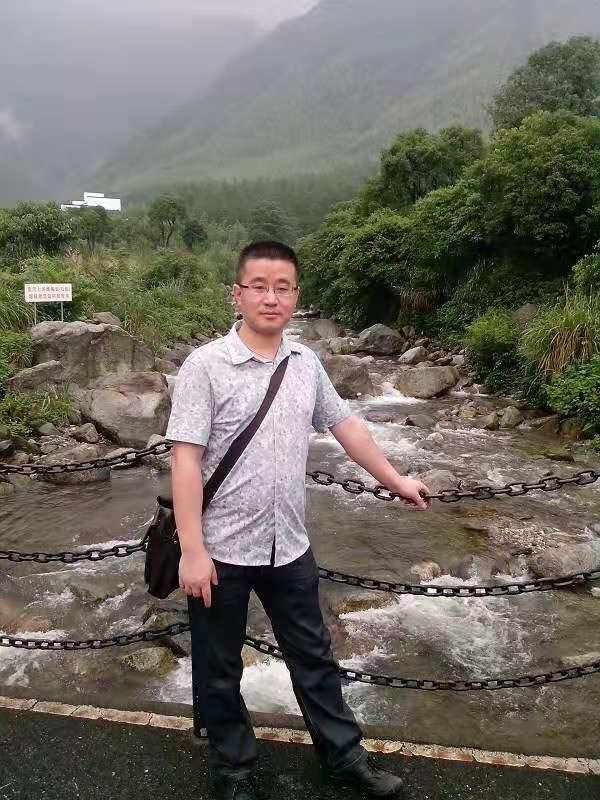 淡定牛魔王的第三张照片--闽清相亲网