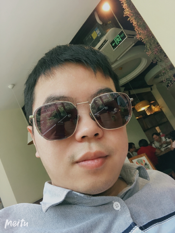 月台等路人的第一张照片--闽清相亲网