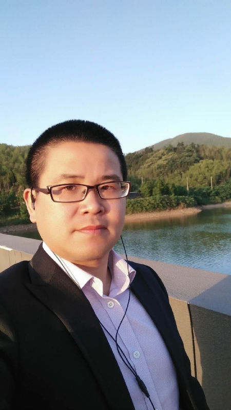 顾律师的第三张照片--闽清相亲网