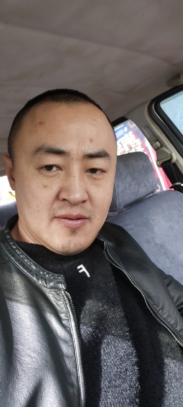 精神九哥的第一张照片--闽清相亲网