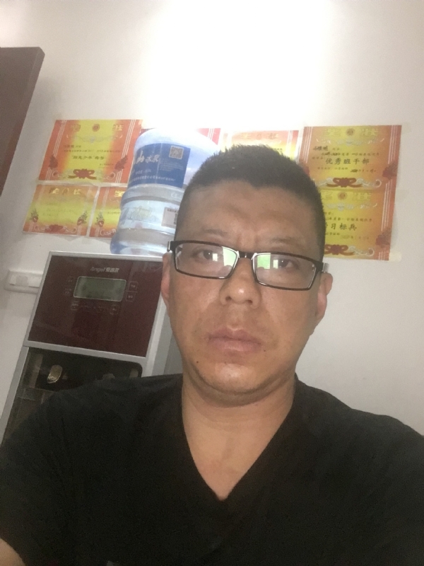 牵手的第一张照片--闽清相亲网