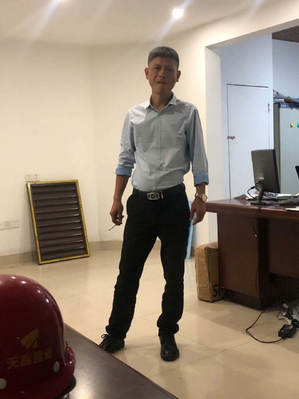 郁闷之中的第一张照片--闽清相亲网