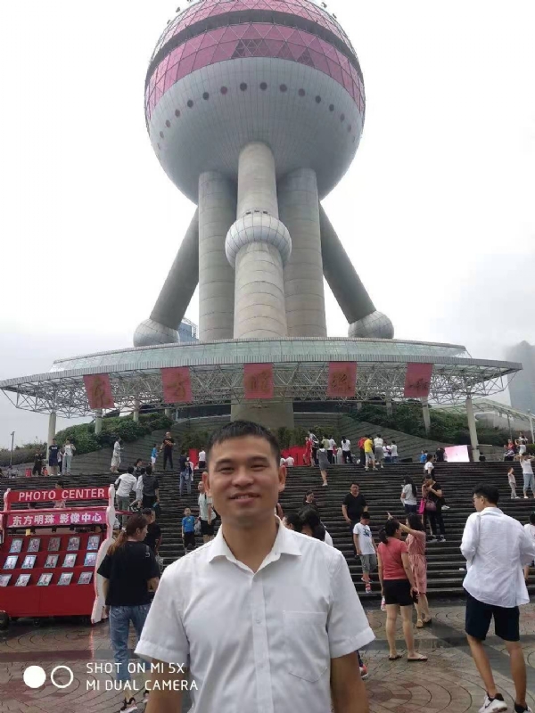 小猫吃老鼠的第一张照片--闽清相亲网
