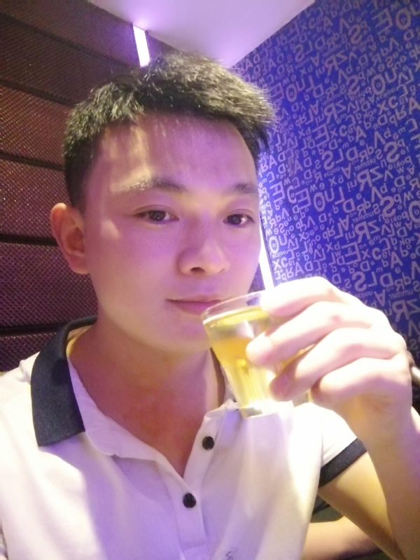 幸福的拥抱的第一张照片--闽清相亲网