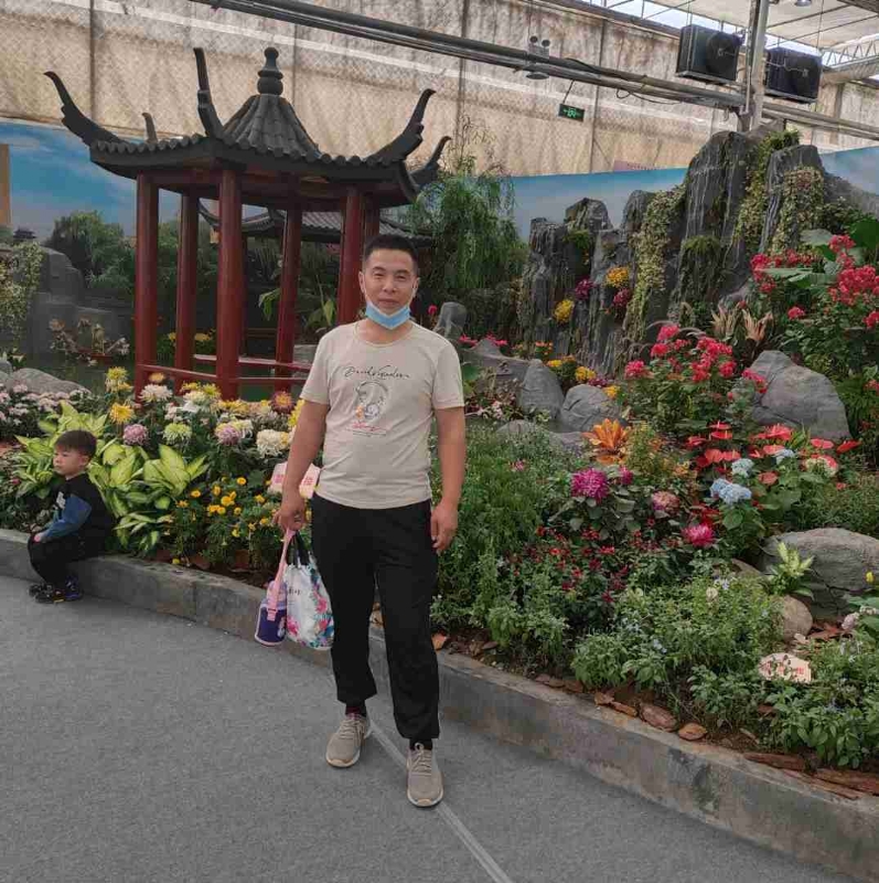 受伤的痴情男的第一张照片--闽清相亲网