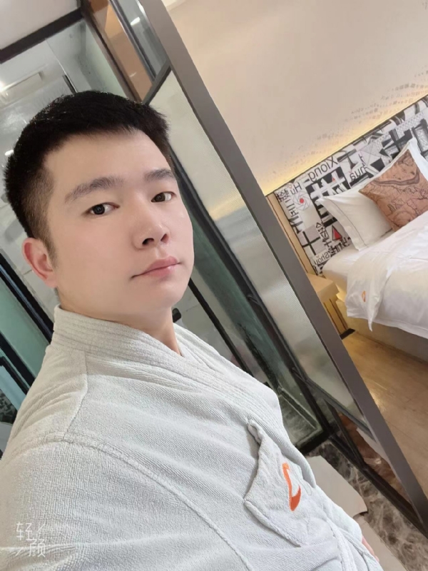 绿帽的第一张照片--闽清相亲网