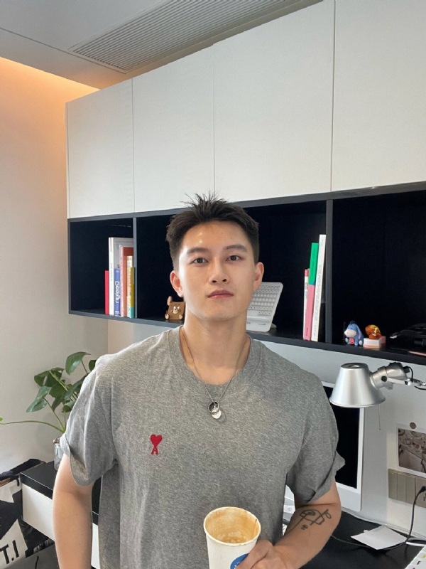 月光之下的第二张照片--闽清相亲网