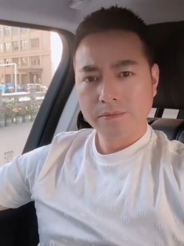 勿忘初心的第一张照片--闽清相亲网