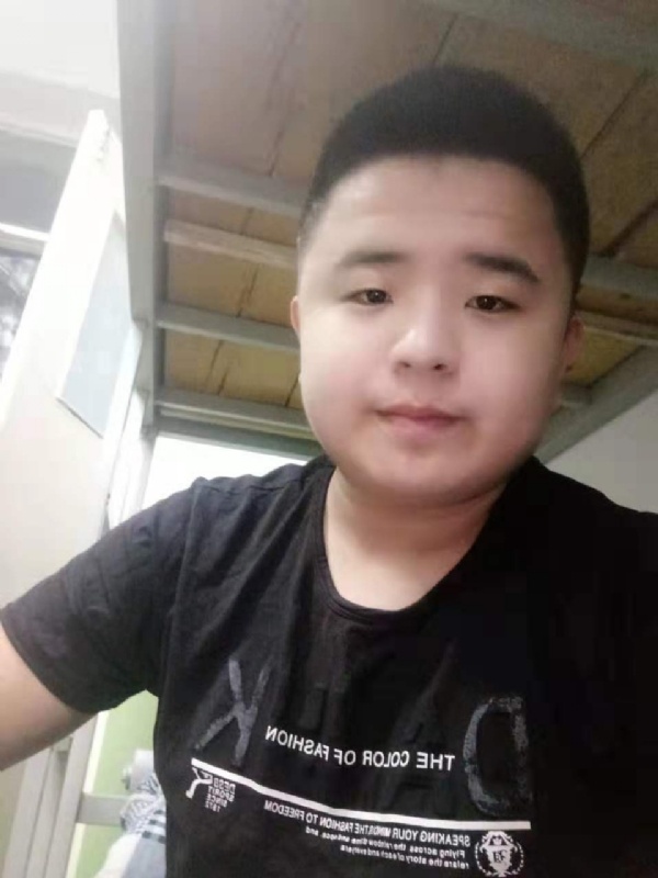 打小就爱淘气的第一张照片--闽清相亲网
