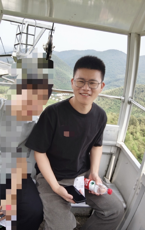 奔奔笨笨的第一张照片--闽清相亲网